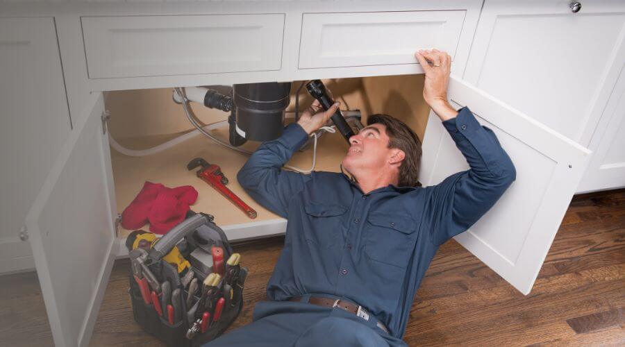 Local expert plumbing services in Roach, MO